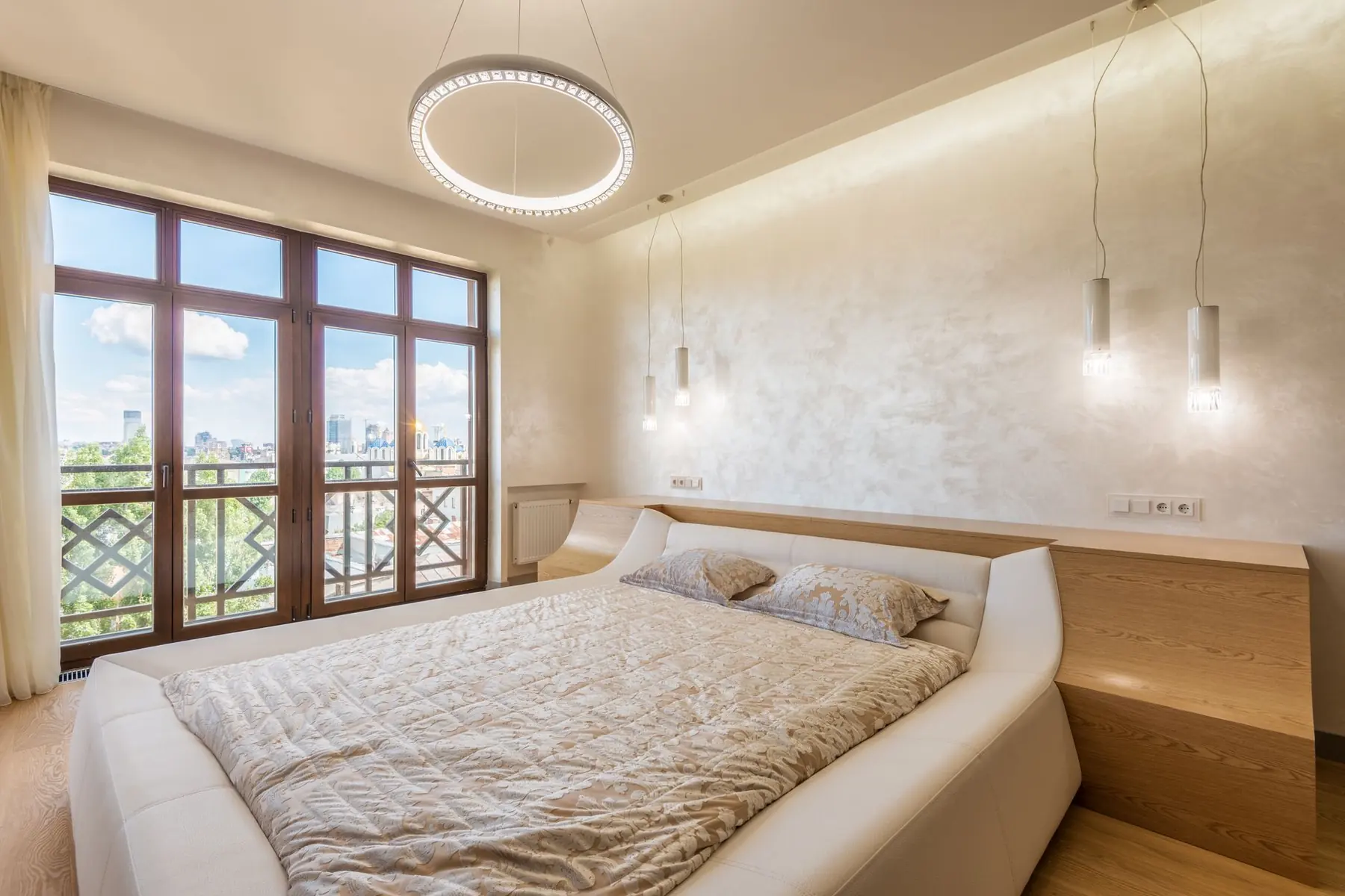 Signature Suite